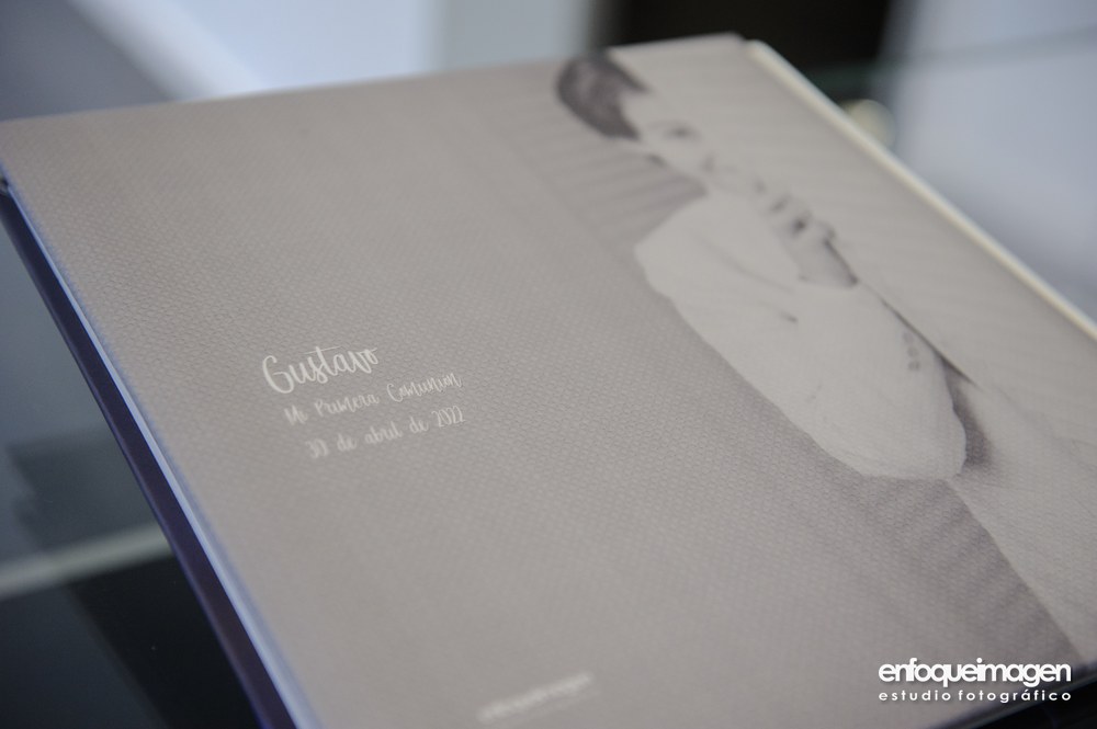 Contraportada personalizada de un Álbum Libro de Primera Comunión