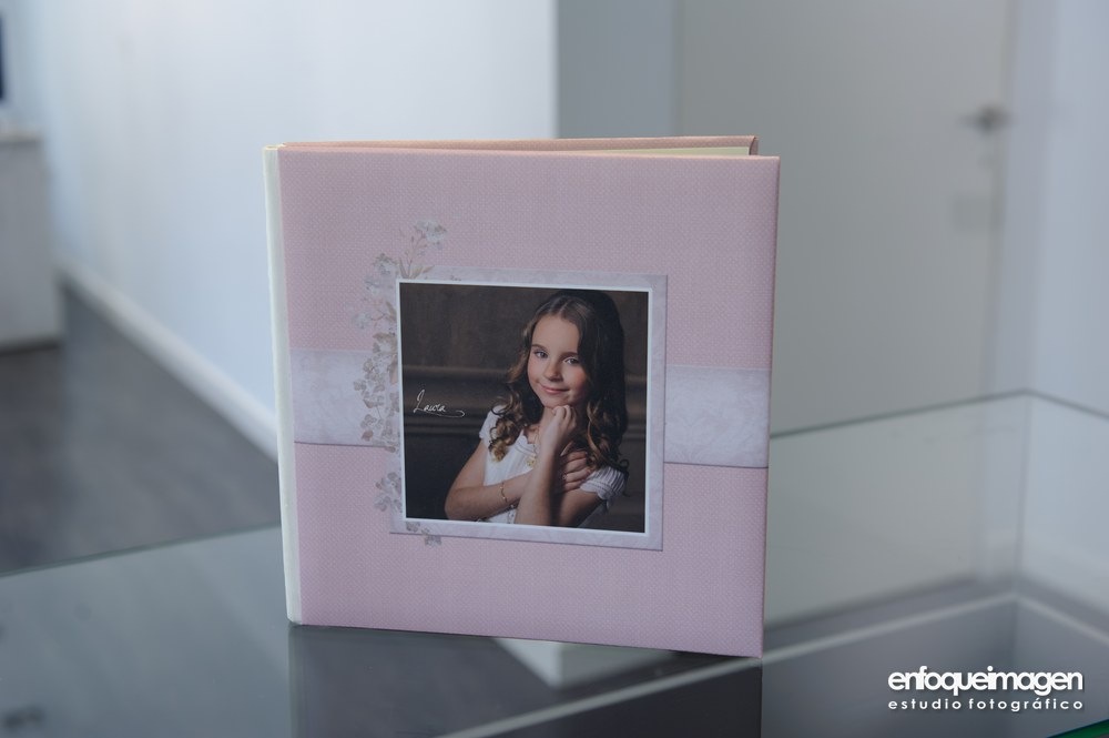 Álbum tradicional de Primera Comunión — fotografía 3JD_1424