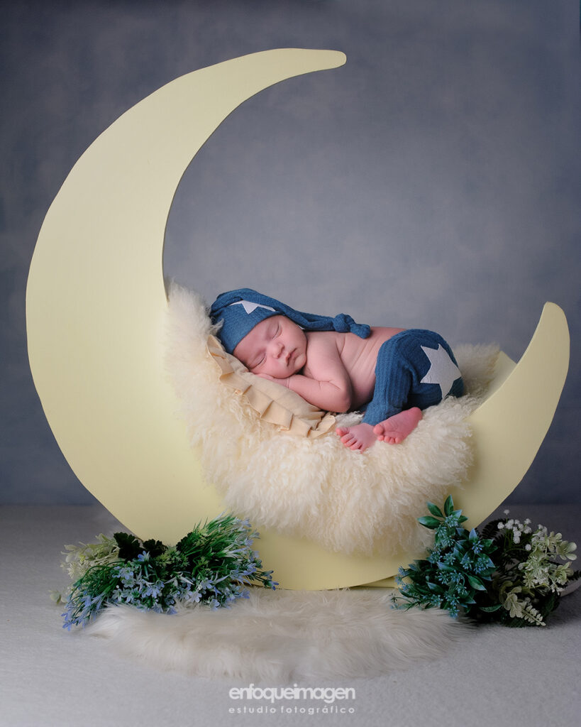 new born photography portrait